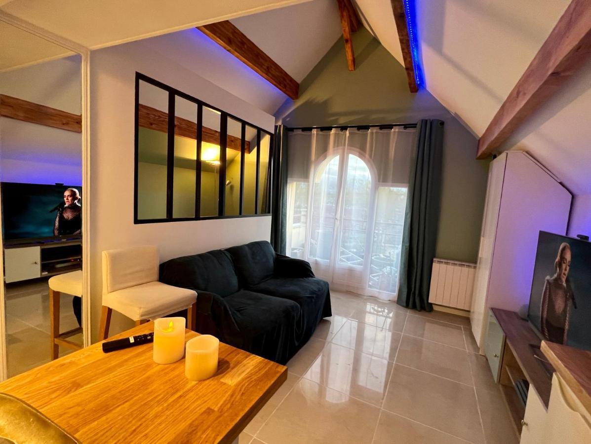 Cosysmartstudio Montigny-le-Bretonneux Εξωτερικό φωτογραφία